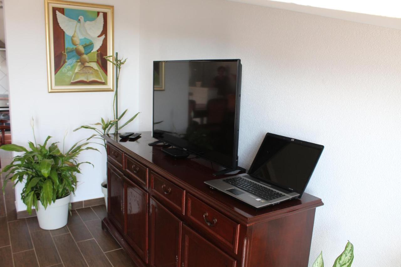 Nikola Leko Guest House Hvar Town Extérieur photo